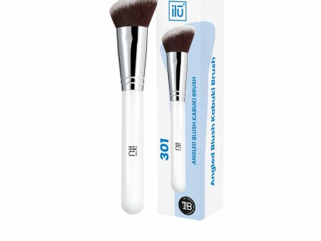 Blusher brush Ilū Nº 301 Kabuki Angled Sale